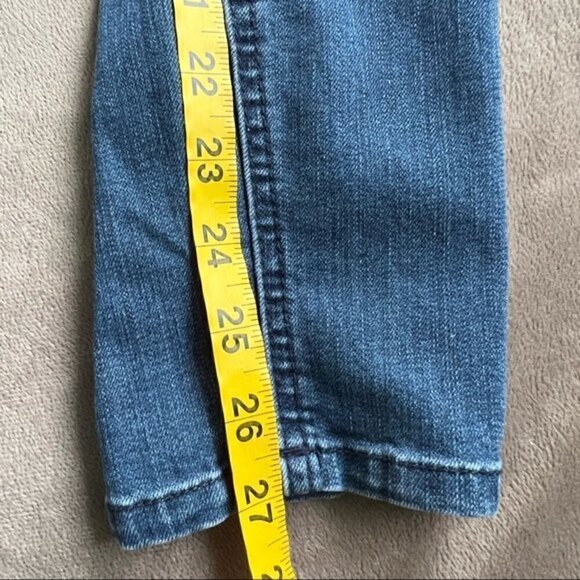 Kensie Jeans with Flower  Embroider Skinny Jeans Size 8 - Picture 11 of 11